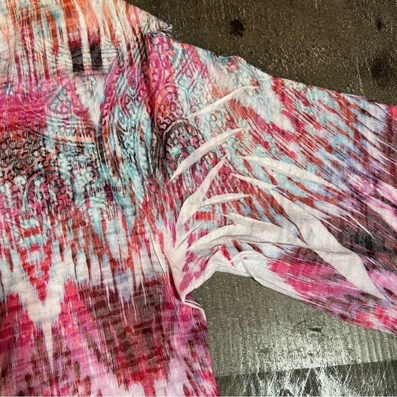 Sundance Sublimation Print Long Sleeve Crewneck Tee size Small - Picture 6 of 8